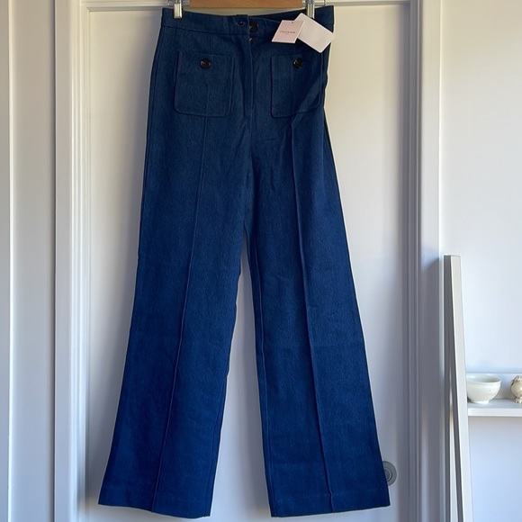 New Trending High Waist Wide Leg Jeans | size S/M - Picture 6 of 10